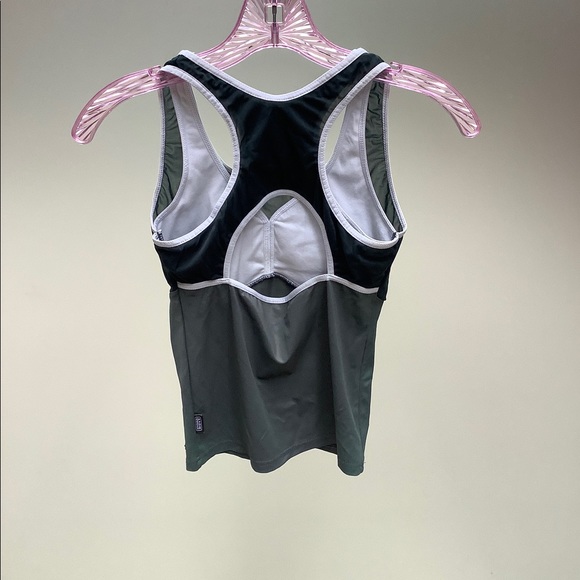 Workout Top - Reebok - Picture 4 of 6